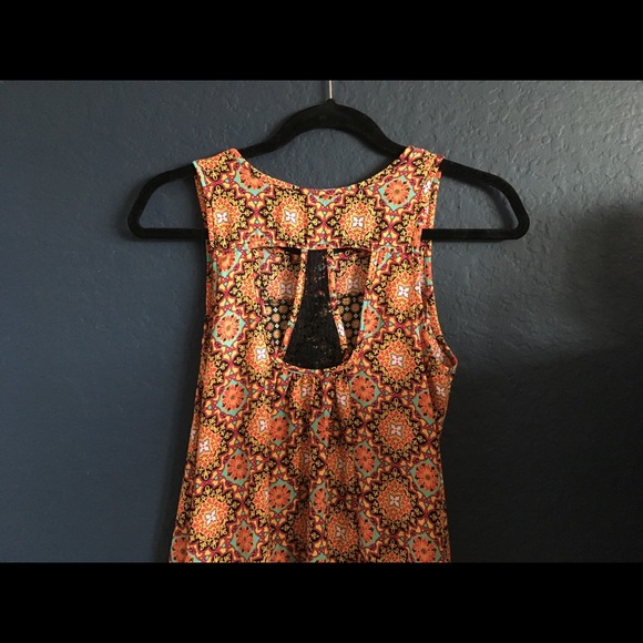 •70s style fun printed dress• - Picture 3 of 5